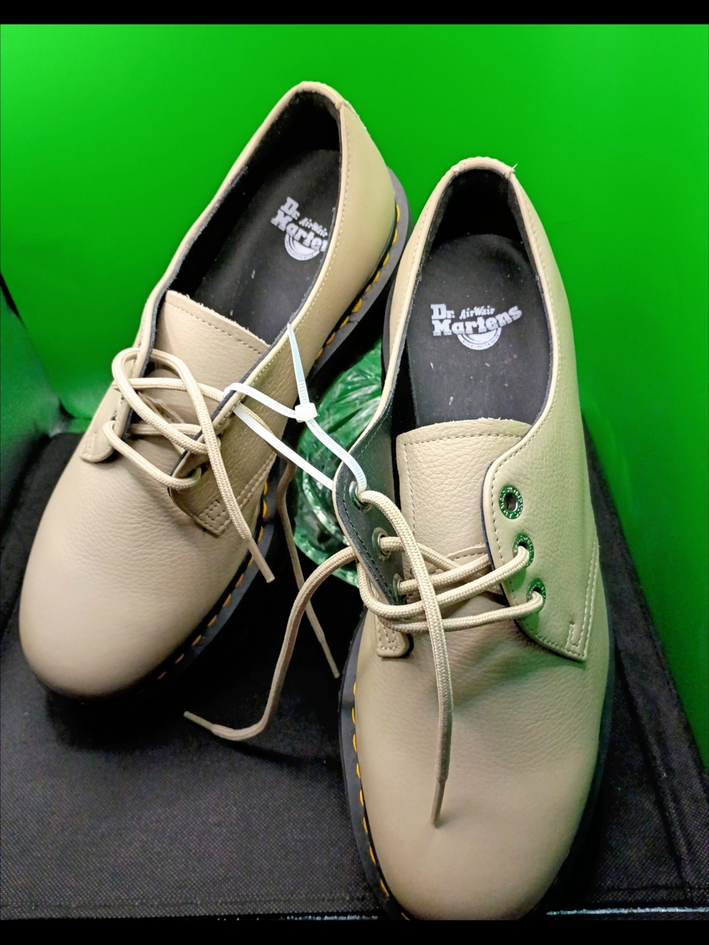 Dr. Martens 31167 Taupe Leather 3-Eye Shoes Men's US 12 NWOB